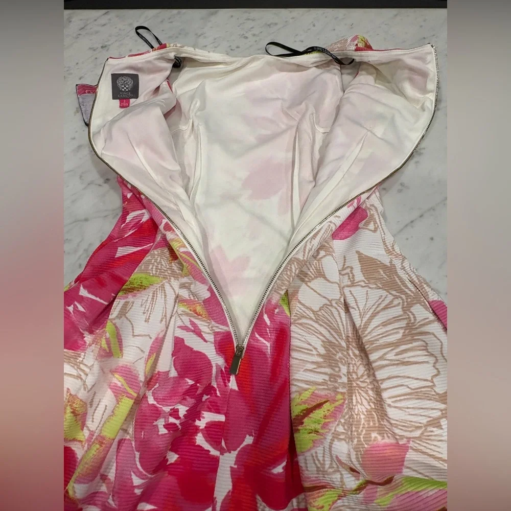 NWT, Women’s Vince Camuto, Floral Dress, Size 2 - Picture 8 of 13